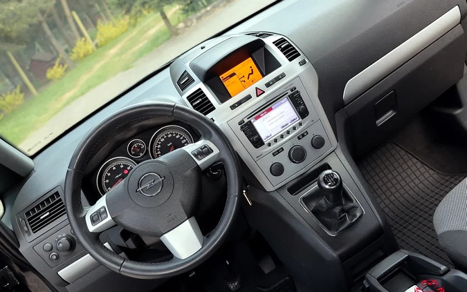 Opel Zafira cena 23999 przebieg: 186000, rok produkcji 2012 z Pińczów małe 704